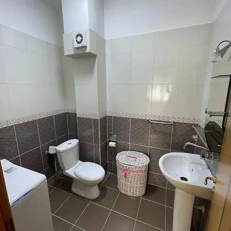 Shkoder Apartment 게스트하우스 *